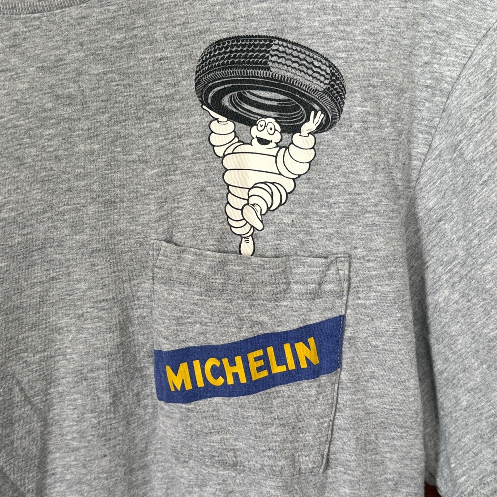 Uniqlo Michelin Man Tee Size Medium View 2